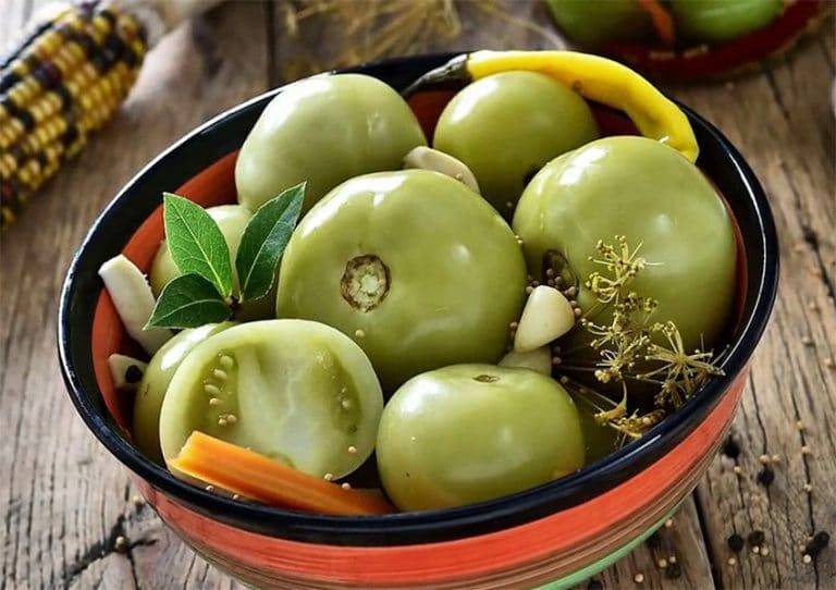 Зеленые помидоры в ведре: рецепты, как правильно засолить