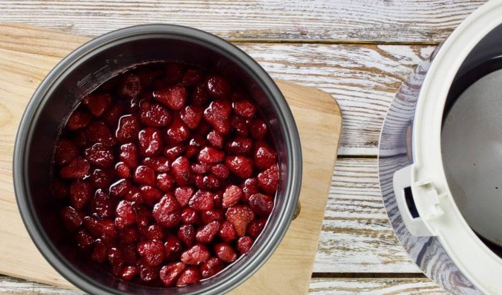 Клубничное варенье на зиму с целыми ягодами — 6 рецептов густого варенья из клубники
