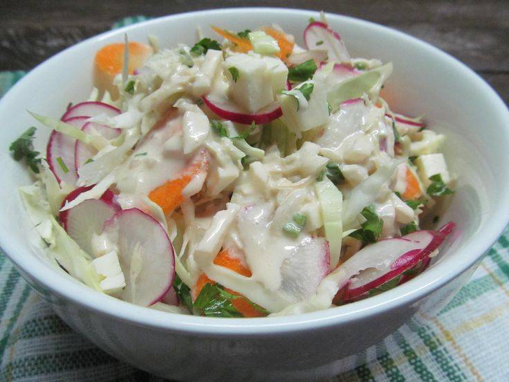 Салат из редьки: простые и вкусные рецепты с описанием и фото