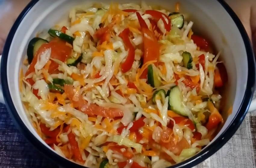 Салат из капусты на зиму в банках - очень вкусные рецепты