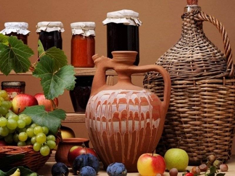 Домашнее вино из старого варенья: простой рецепт приготовления