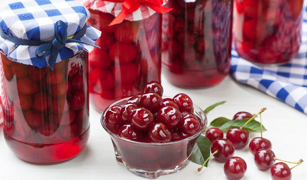 Как приготовить компот из замороженных ягод и фруктов, рецепты и фото